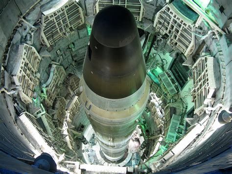 Les missiles sont armés 