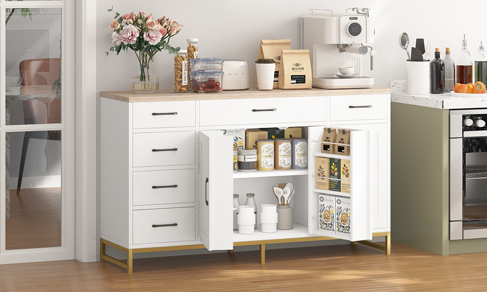 Buffet moderne dans la cuisine