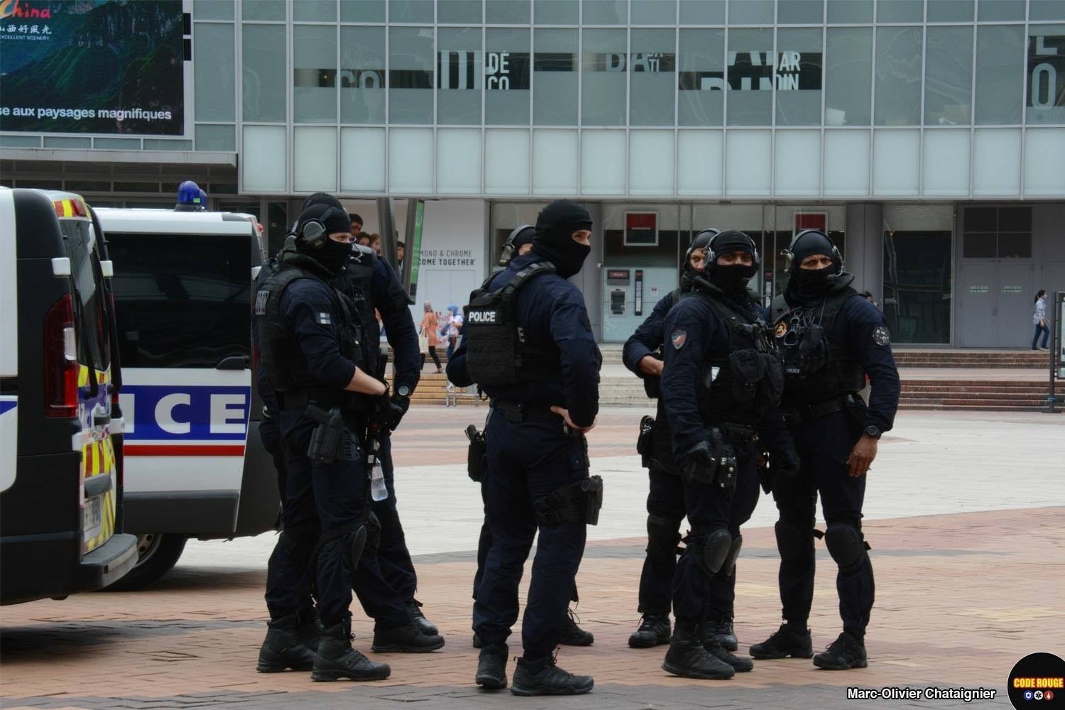 Scène issue du reportage à La Défense