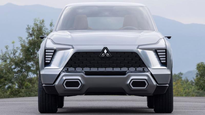 2022 - [Mitsubishi] XFC Concept 19pxkp