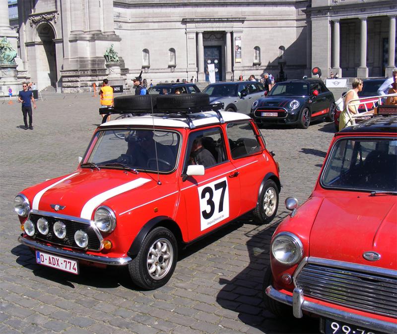 Autoworld - MINI Parade 22 avril 2019 1JPDK
