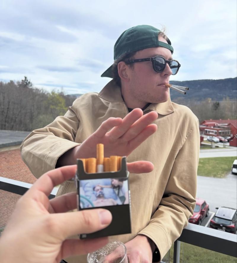 https://i.goopics.net/800/69dybz.jpg