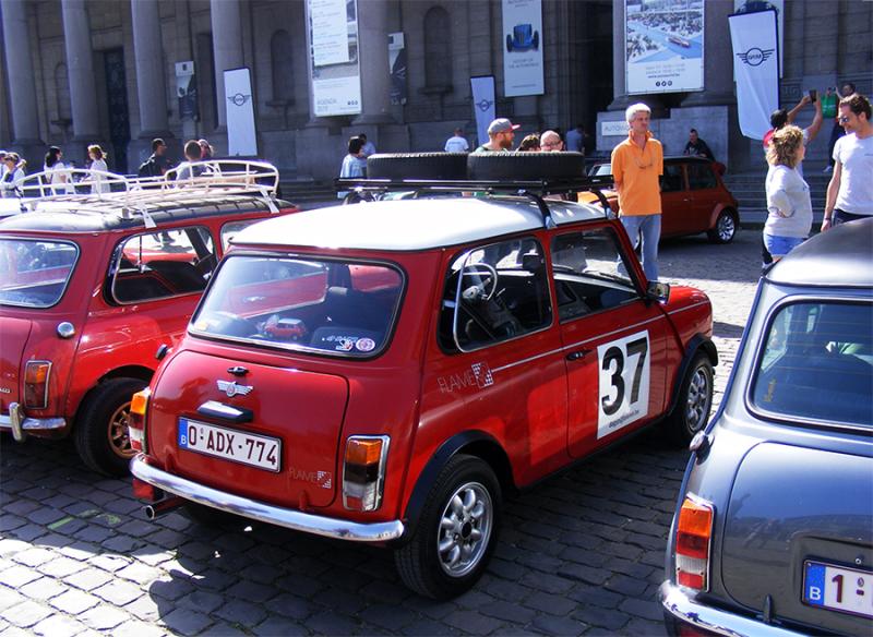 Autoworld - MINI Parade 22 avril 2019 8JvK2