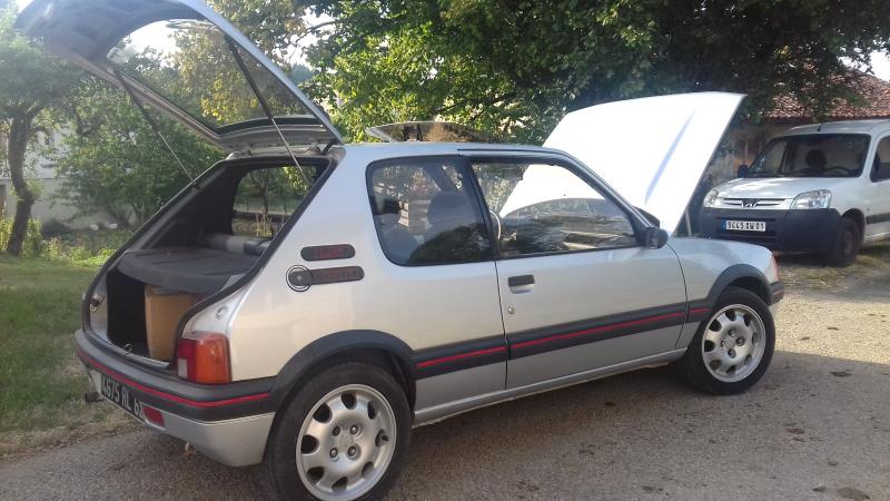 Mes Peugeot 205 GTI OXWQ7