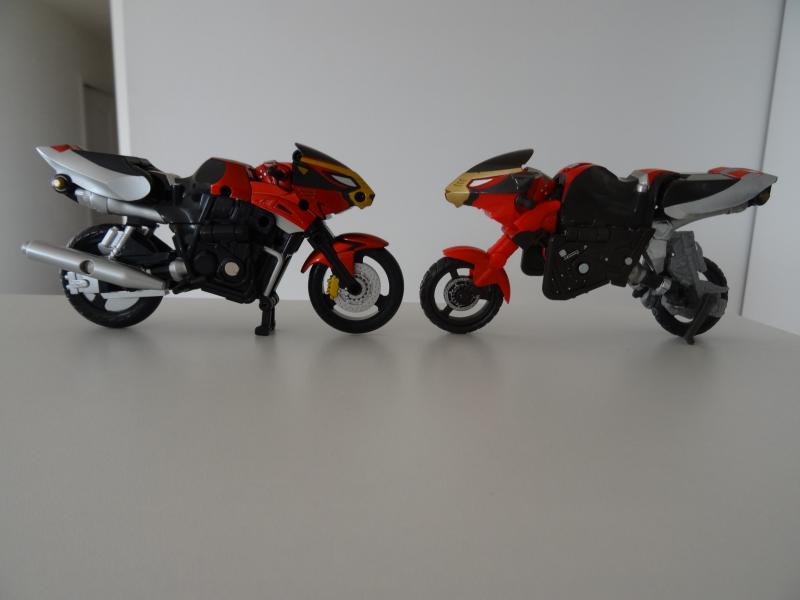Comparatif Cheeda Nick (Go-Busters) : Bandai Vs Hasbro PgrJ0
