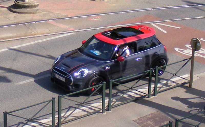 Autoworld - MINI Parade 22 avril 2019 - Page 5 Rj2ZY