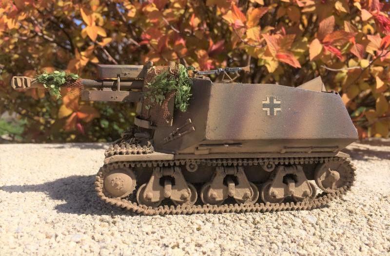  10.5cm leFH 18 (Sf.) auf Geschützwagen 39H(f) Trumpeter 1/35 Rk8y7