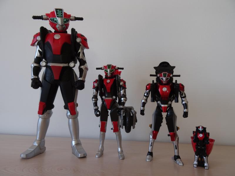 Comparatif Cheeda Nick (Go-Busters) : Bandai Vs Hasbro YbG1A
