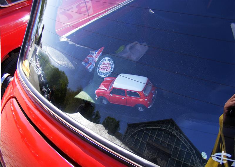 Autoworld - MINI Parade 22 avril 2019 ZOXo3
