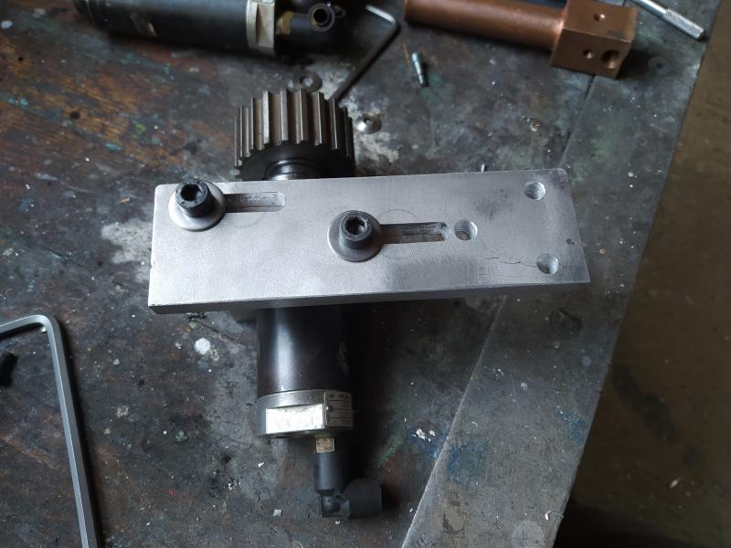 Projet de motorisation d'avance de table affuteuse Cincinnati numéro 2 ZWkWd