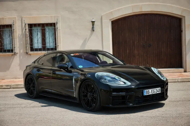 2023 - [Porsche] Panamera III - Page 2 A45uwp
