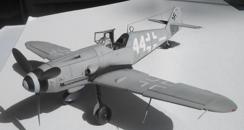 Messerschmitt Bf-109 G-10 Eduard 1/48° E6js2i