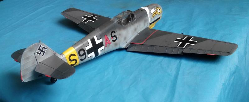 (GB JICEHEM) [Eduard] 1/48 - Messerschmitt Bf 109 E-7 - ZG 1   (bf109) - Page 2 Fq84d0