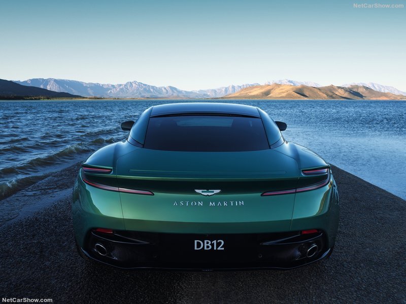 2023 - [Aston Martin] DB12 Fvhw7n