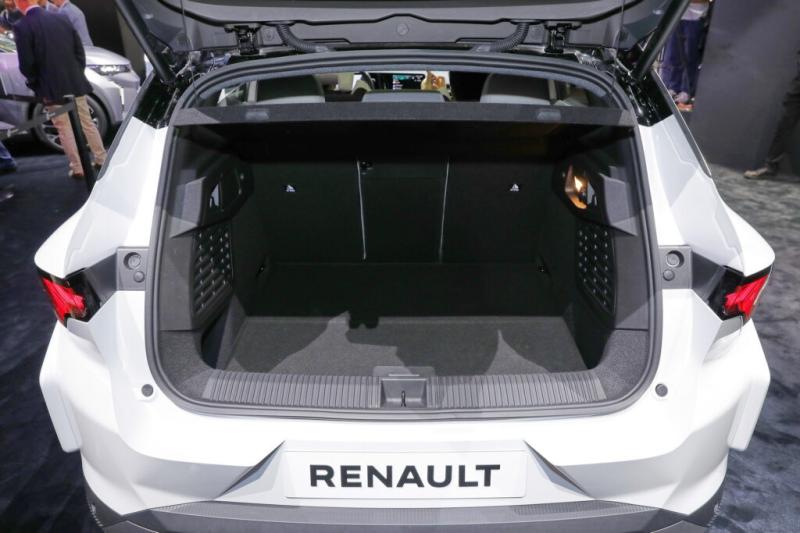 2024 - [Renault] Scenic V [HCB] - Page 22 Jfnkop