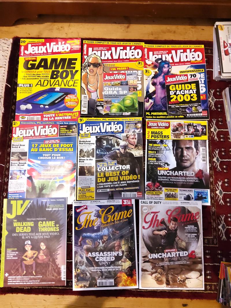 [VDS]  Magazines par lots + Livres + Jeux & consoles - PSP, Megadrive, Gameboy, PC ... Jn68be