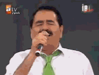 https://i.goopics.net/800/lojmvt.gif