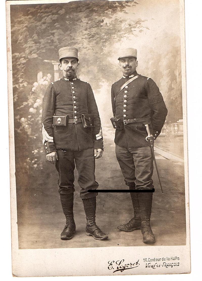 photo carte de 2 gendarmes !? (Vendue) O6l6bx