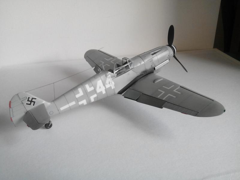 Messerschmitt Bf-109 G-10 Eduard 1/48° O9g7ob
