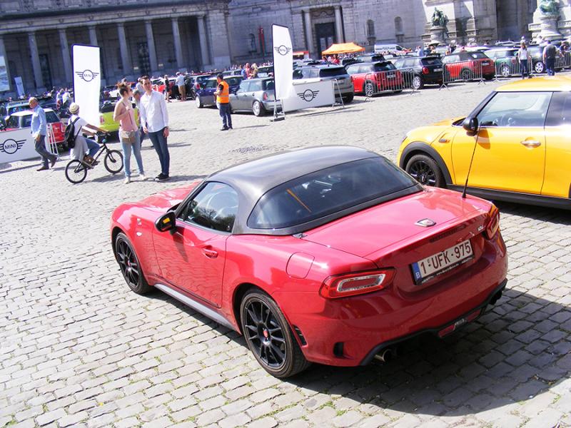 Autoworld - MINI Parade 22 avril 2019 - Page 4 PYGWm