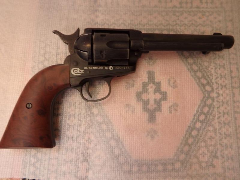 Réception de mon Colt SAA.45  Umarex nickel. Qywlu7