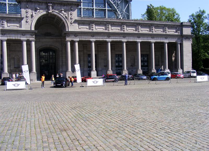 Autoworld - MINI Parade 22 avril 2019 WEJWy