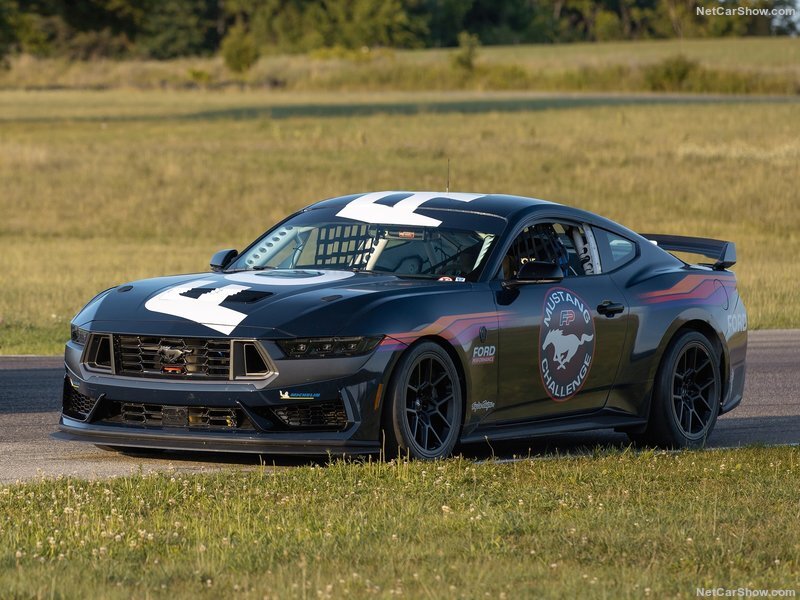 2021 - [Ford] Mustang VIII - Page 4 Xqqaeb
