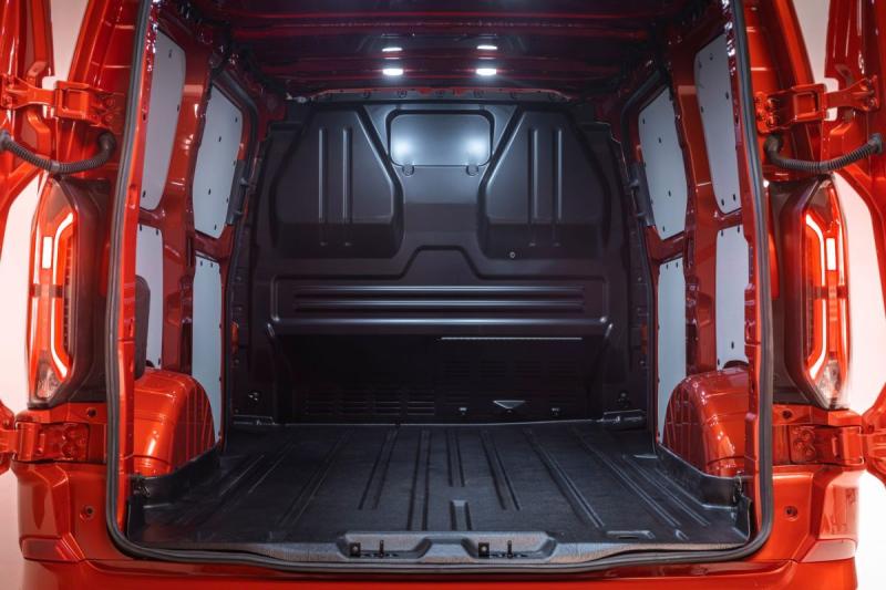 2022 - [Ford] Transit / Tourneo Custom - Page 3 Ze5nxw