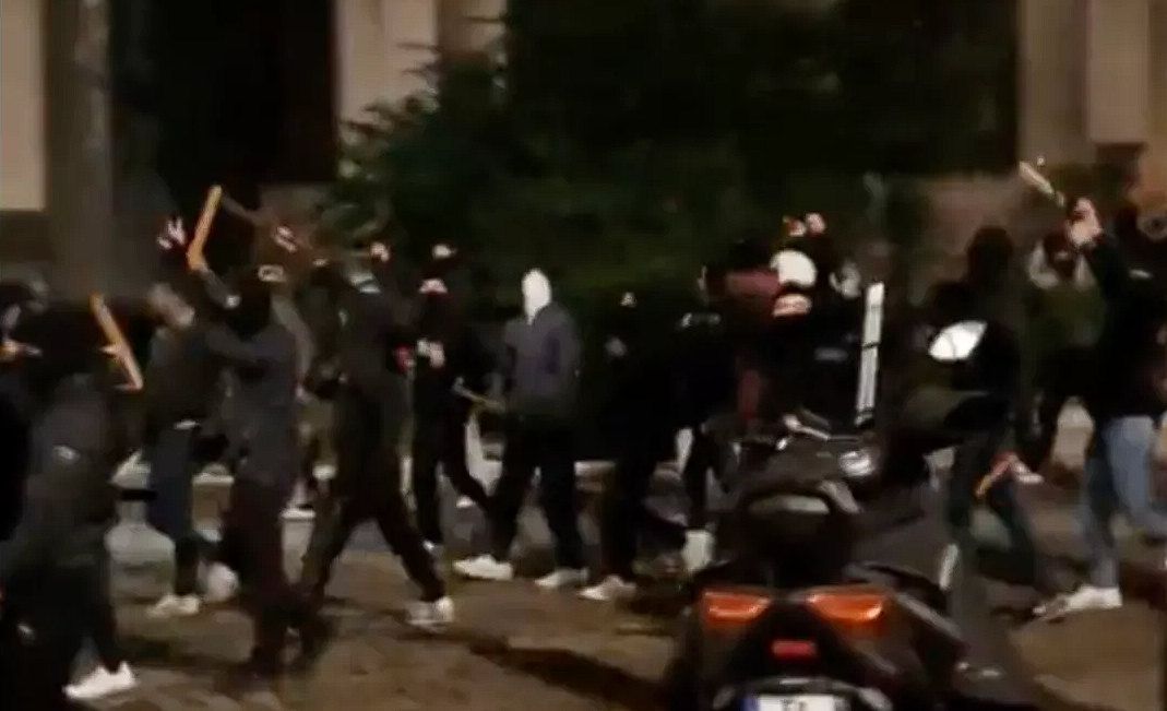 Ratonnade de Khardaz Populaire (KP) à l'encontre de membres de la Jeune Garde (JG) Ratonnade de Khardaz Populaire (KP) à l'encontre de membres de la Jeune Garde (JG)
