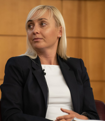 Natalia Sokolova (IRL : Oleksandra Ustinova)