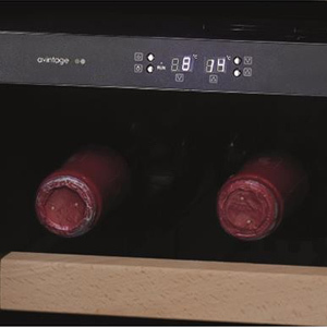 Avintage AVU18TDZA Cave à vin encastrable sous plan cm. 30 h. 82-17  bouteilles - noir