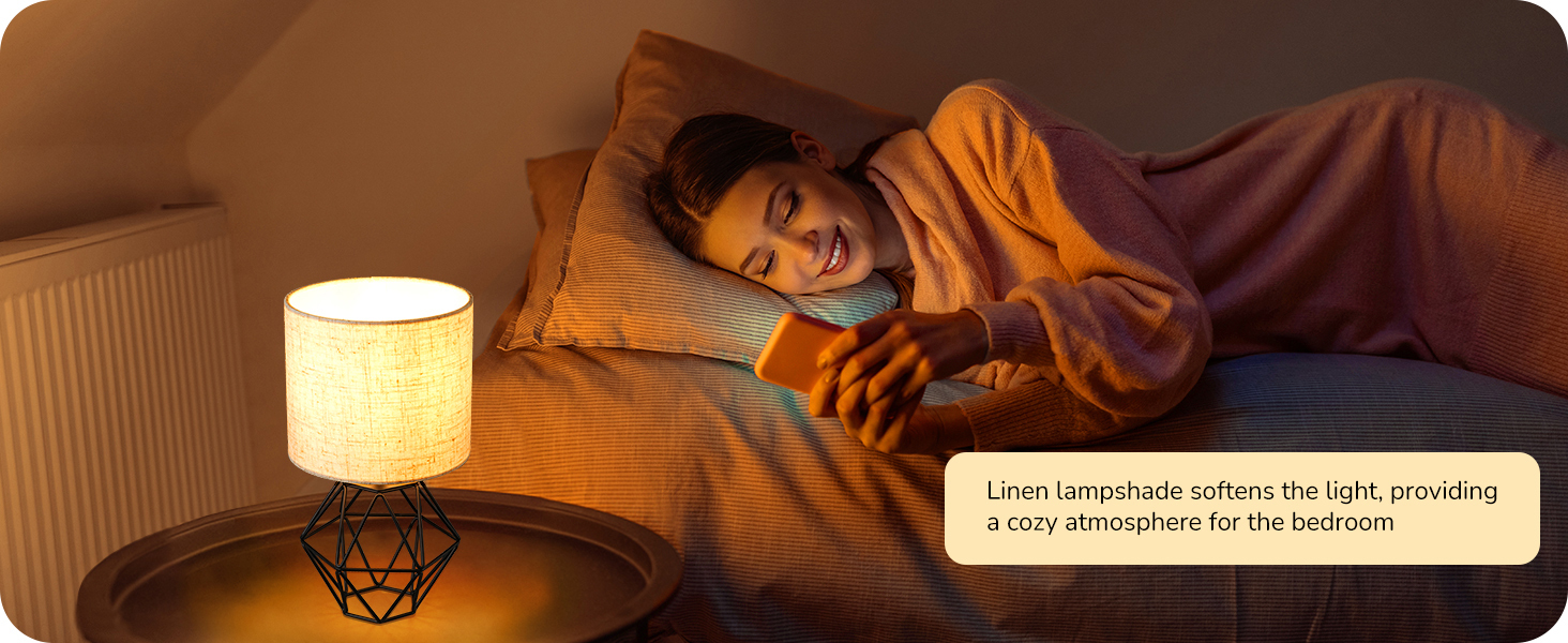 EDISHINE Lape De Chevet Avec Abat-jour En Lin &ap; Base En Bois Assif De