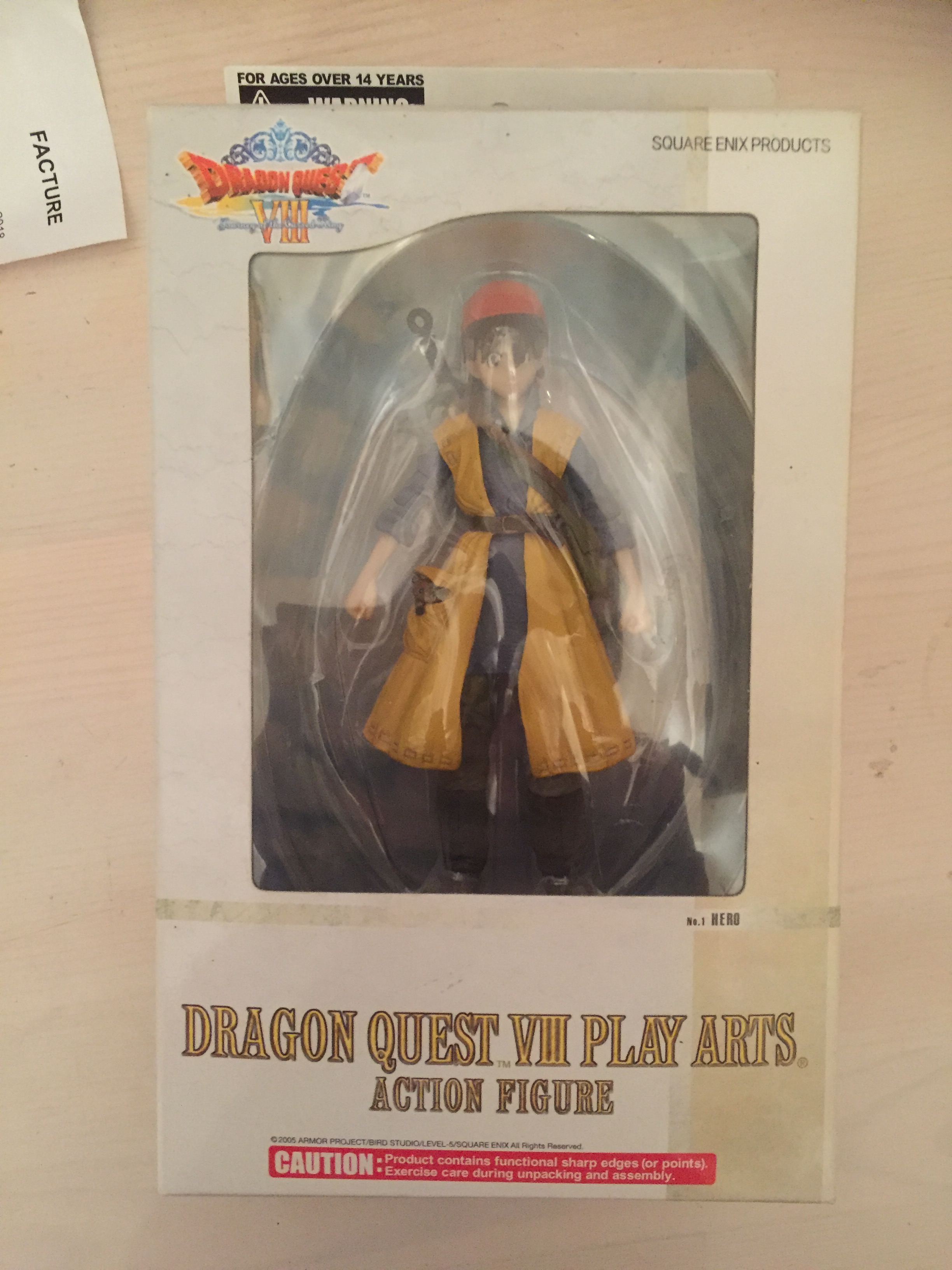 [Est] Figurine Dragon Quest 8 Play Arts N°1 Hero V8wYm