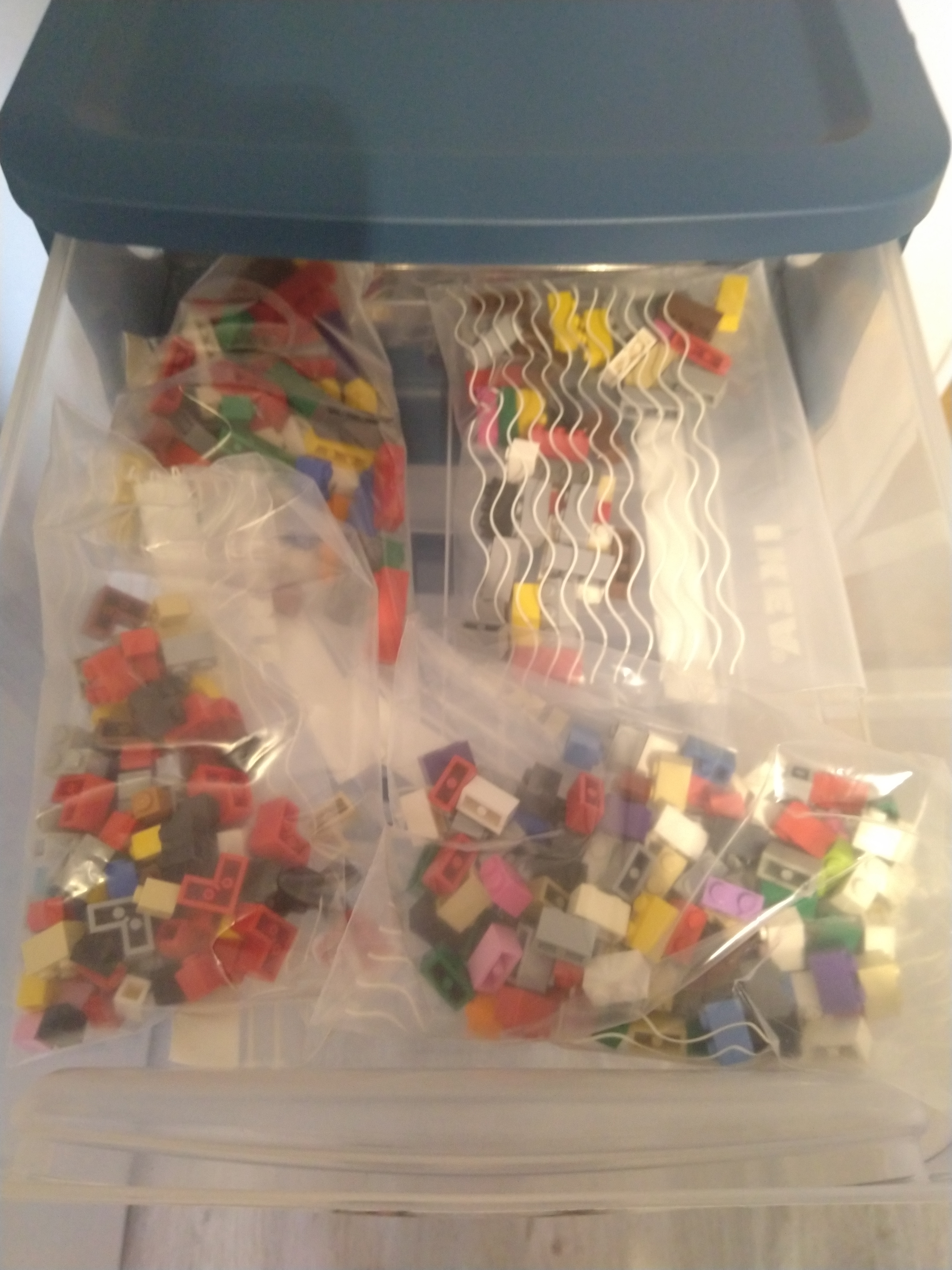 Tour tiroirs LEGO 2