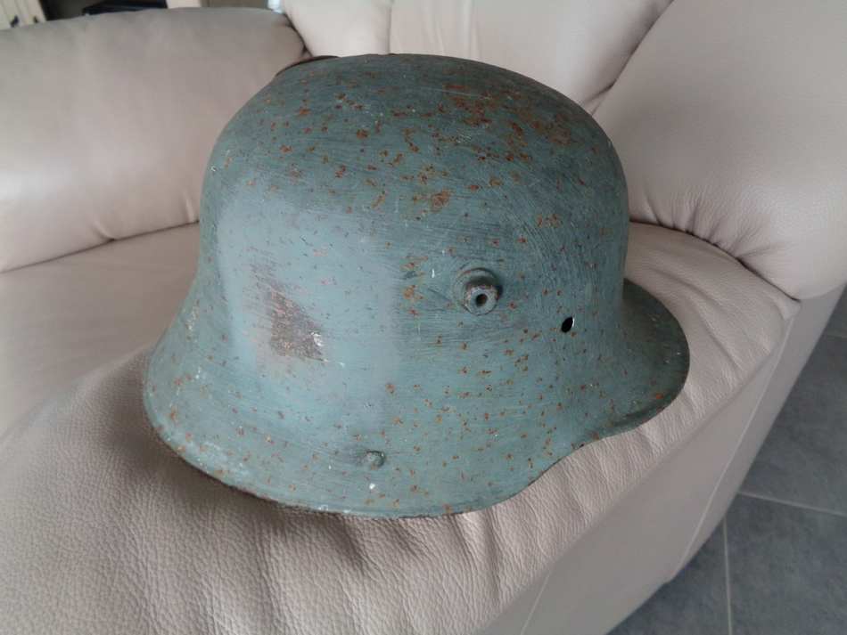 coque de casque sur brocante  A2eGy