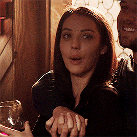 JULIA & FALLON ✧ FICHE DE LIENS - Page 3 Cwilw8