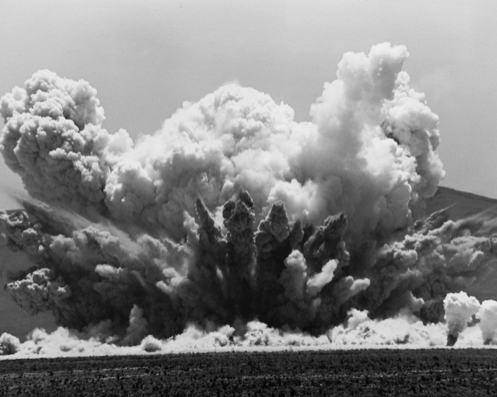 Explosion du missile balistique