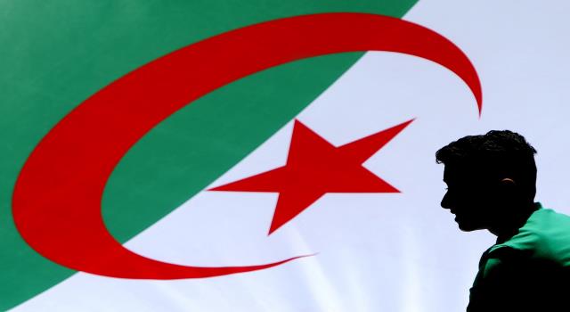 التعددية الحزبية في الجزائر: المسار والمخرجات