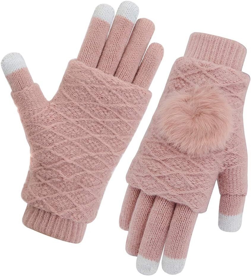 gants en laine rose avec pompon