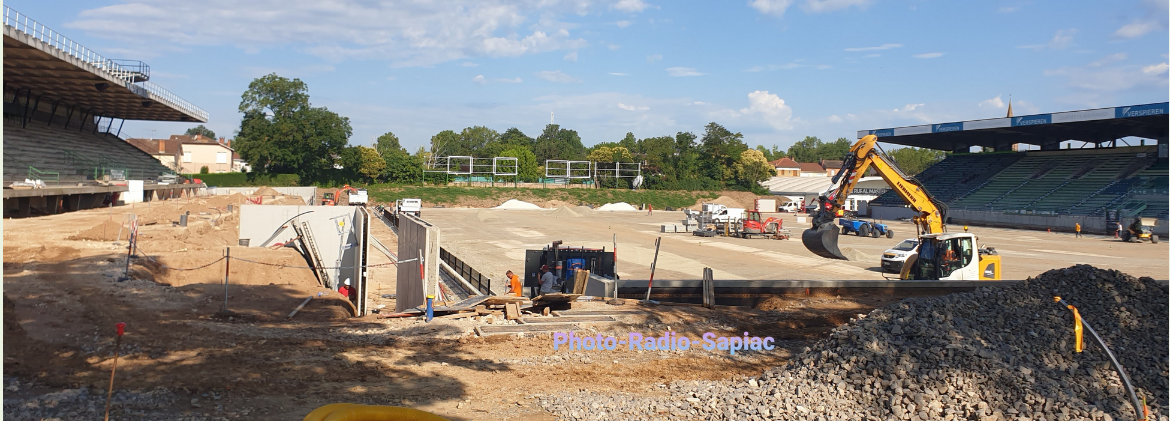 INFOS ce LUNDI 15 JUILLET 2024 (Matinée) > Pro D2 > Retrouvez le PROGRAMME des 5 Premières JOURNÉES <> ABONNEMENTS <> Du CÔTÉ de SAPIAC <> Tous les MOUVEMENTS de l’USM <> RÉNOVATION STADE de SAPIAC P24pil