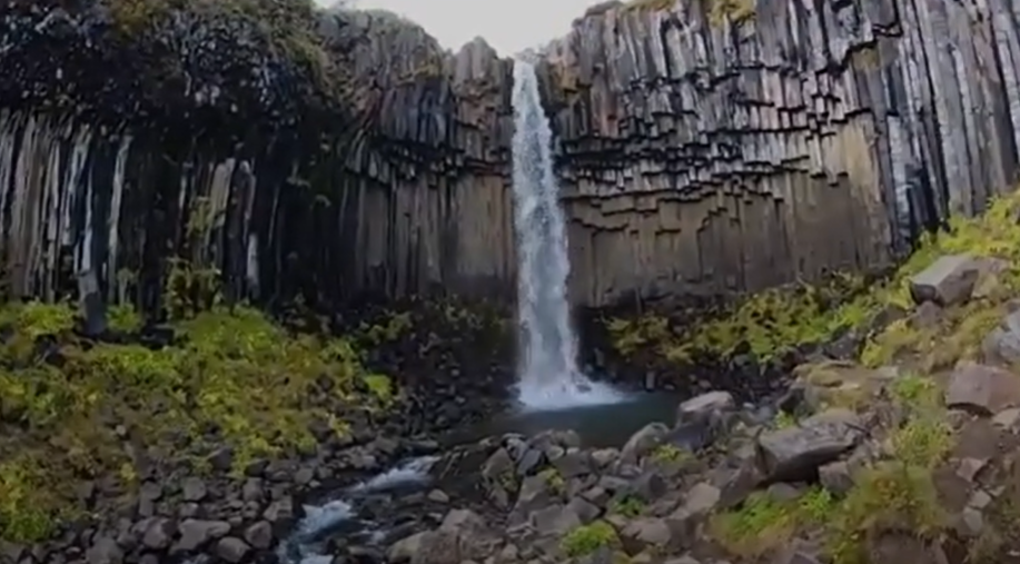 Les colonnes de basalte, Islande