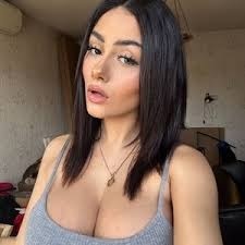 Paloma Farmer